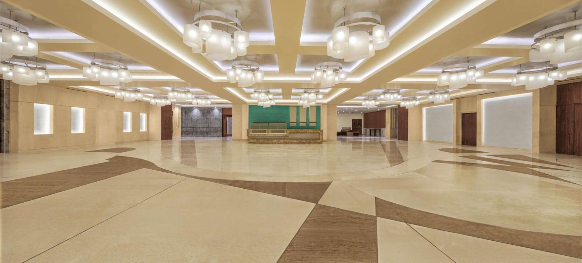 فندق بيكاديلي نيودلهي المظهر الخارجي الصورة The interior of the new terminal
